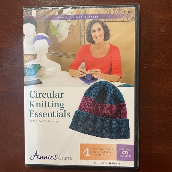 Three new knitting class DVDs with top designer Patty Lyons! - Picture 4 of 7